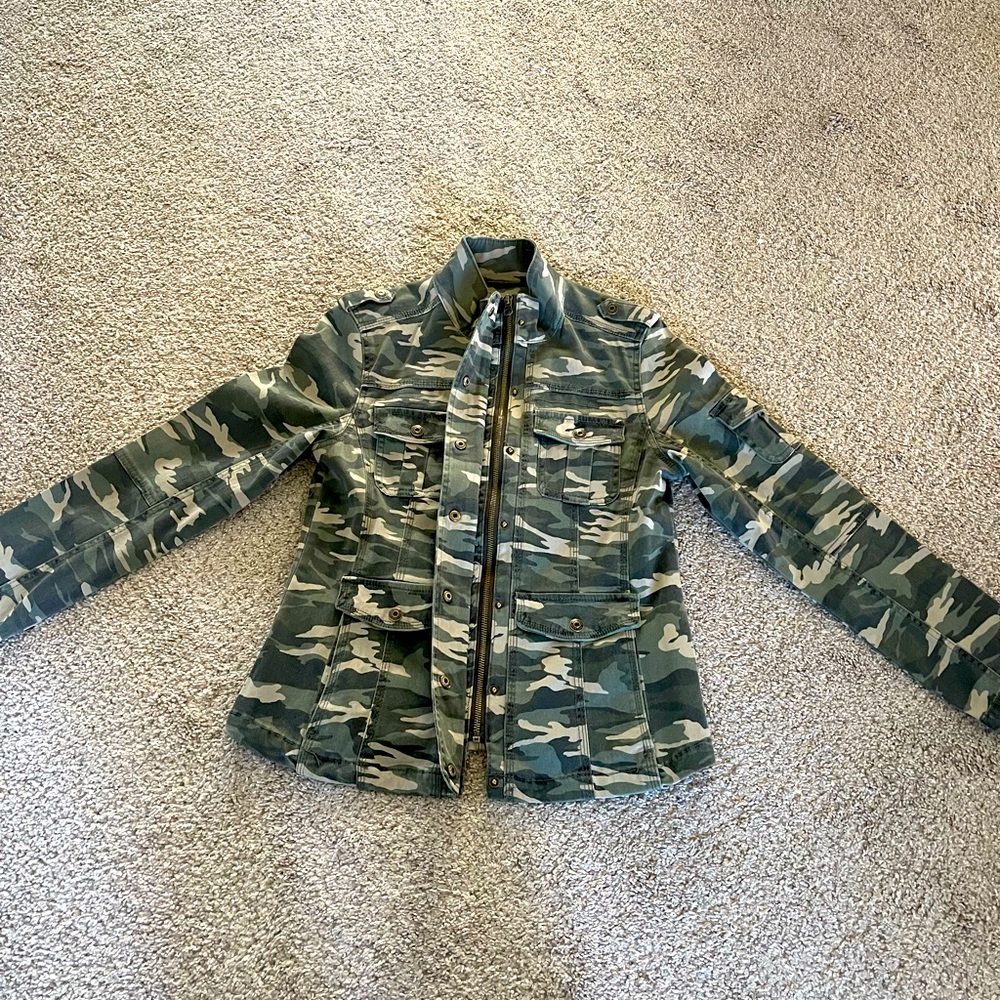 Kensie Army shacket